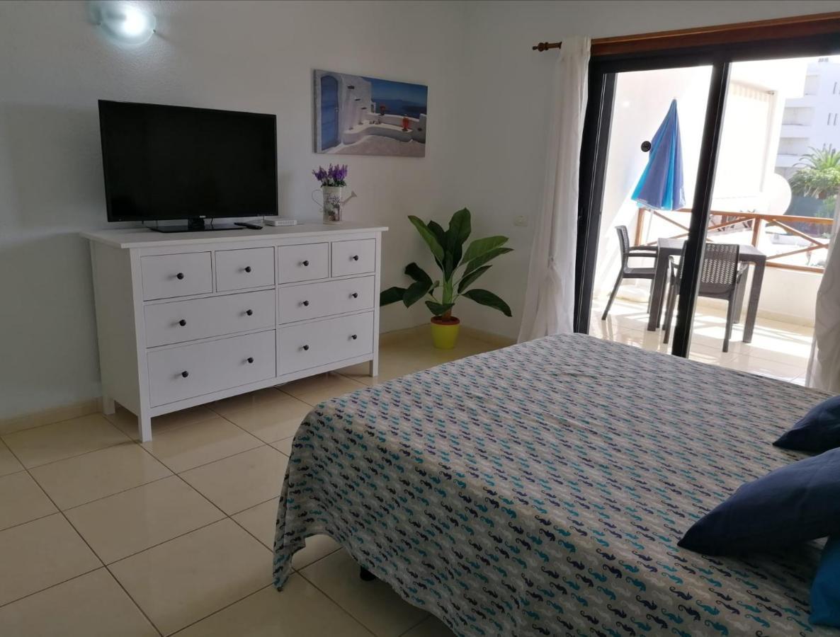 Large Studio Apartment With Lovely Terrace And Wifi Los Cristianos  Exteriér fotografie